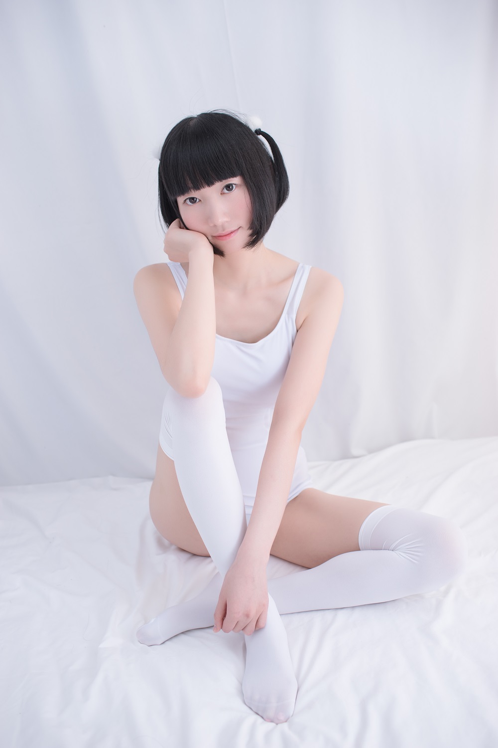 轻兰映画 SPL.001-纯白少女[44P] 萝风丝足 预览1图