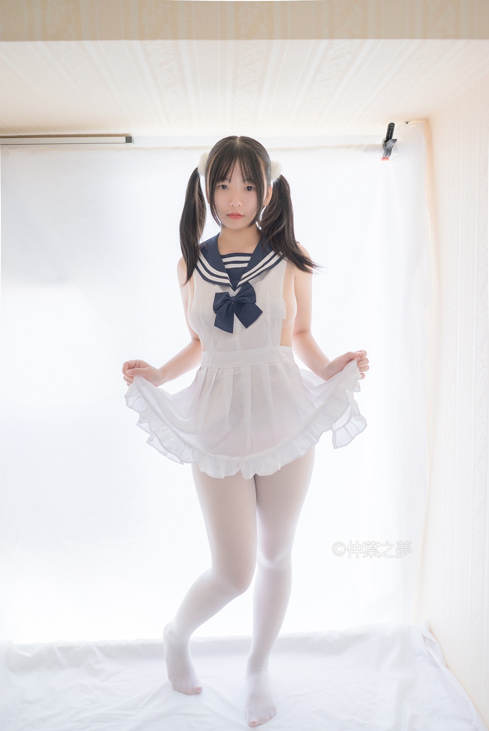 轻兰映画 Grand.002-性感水手服[80P] 萝风丝足 预览1图