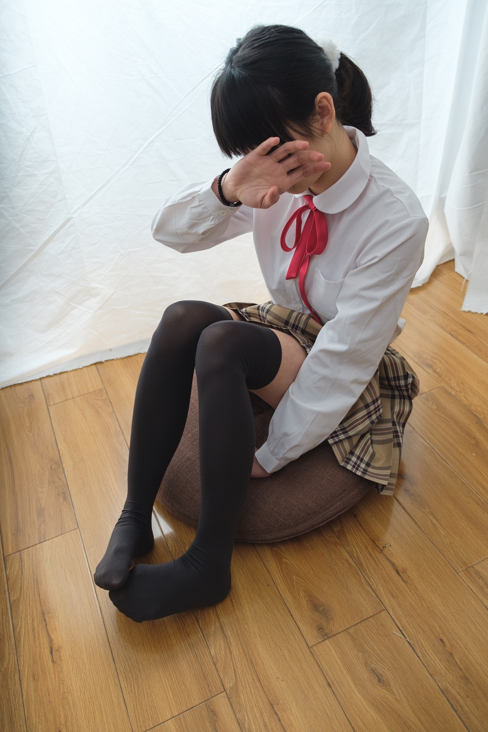 喵写真 PR15.005-过膝黑袜黄格裙[80P+1V] 喵写真 预览2图